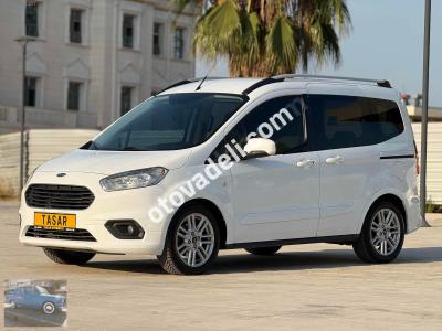 Ford Tourneo Courier 2023 1.5 TDCi Journey Titanium