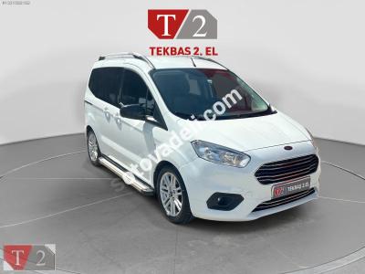 Ford Tourneo Courier 2020 1.5 TDCi Titanium