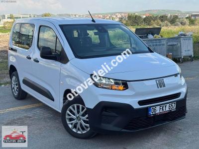 Fiat Doblo Combi 2025 1.5 BlueHDi Easy