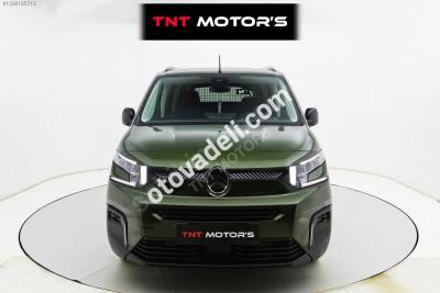 Citroen Berlingo 2024 1.5 BlueHDI Feel Bold