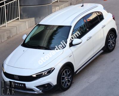 Fiat Egea Cross 2023 1.6 Multijet Lounge