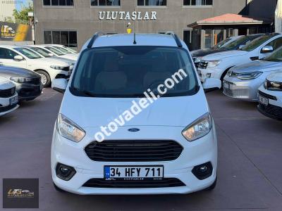 Ford Tourneo Courier 2023 1.5 TDCi Titanium