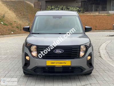 Ford Tourneo Courier 2024 1.5 EcoBlue Deluxe