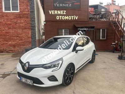 Renault Clio 2021 1.0 TCe Touch