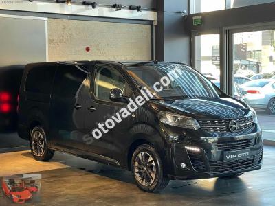 Opel Zafira Life 2023 2.0 Elegance XL