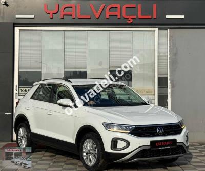 Volkswagen T-Roc 2023 1.5 TSI Life