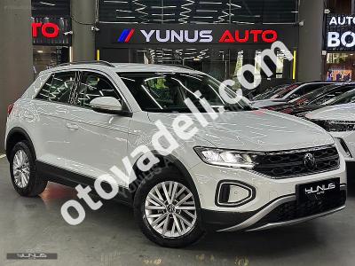 Volkswagen T-Roc 2023 1.5 TSI Life