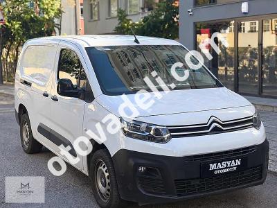 Citroen Berlingo 2024 1.5 BlueHDI Feel