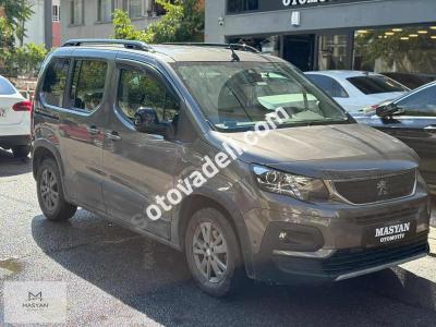 Peugeot Rifter 2022 1.5 BlueHDI Allure
