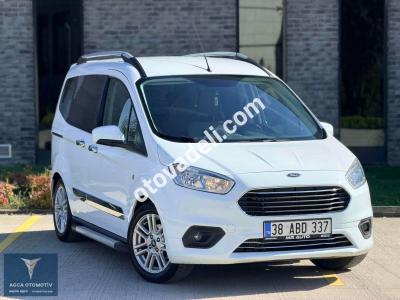 Ford Tourneo Courier 2021 1.5 TDCi Titanium