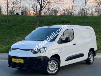 Fiat Doblo Cargo 2023 1.5 BlueHDi Maxi