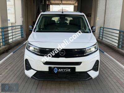 Opel Combo 2026 1.5 D Essential