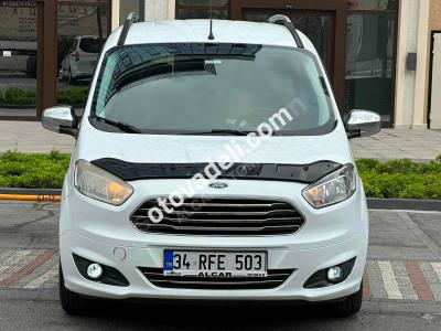 Ford Tourneo Courier 2017 1.6 TDCi Journey Titanium