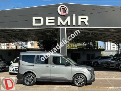 Ford Tourneo Courier 2024 1.0 EcoBoost Titanium