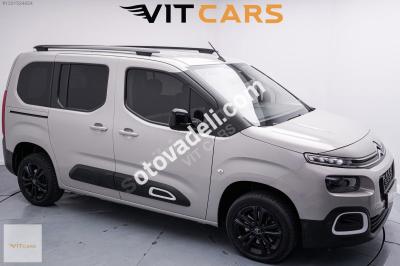 Citroen Berlingo 2022 1.5 BlueHDI Shine