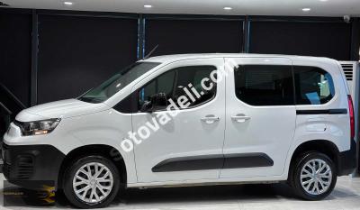 Fiat Doblo Combi 2024 1.5 BlueHDi Easy