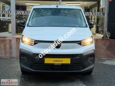 Citroen Berlingo 2025 1.5 BlueHDI Feel