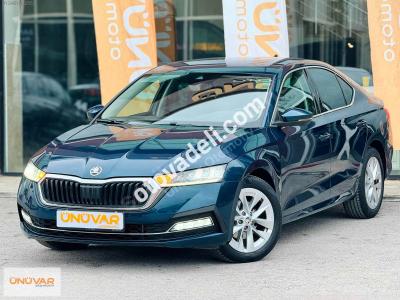 Skoda Octavia 2023 1.5 e-Tec Premium