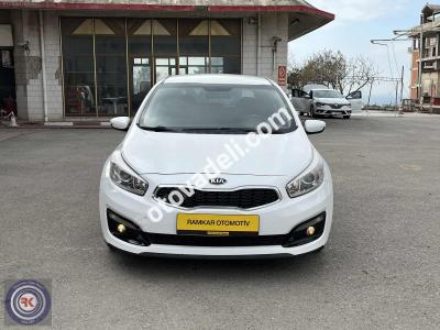 Kia Ceed 2016 1.6 CRDi Comfort