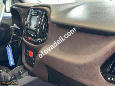 Fiat Doblo Combi 2018 1.4 Premio
