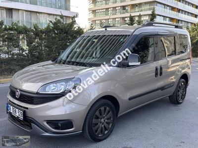 Fiat Doblo Combi 2022 1.6 Multijet Trekking