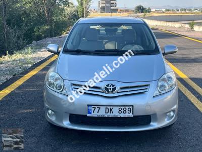 Toyota Auris 2012 1.6 Comfort Extra