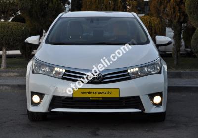 Toyota Corolla 2015 1.6 Advance