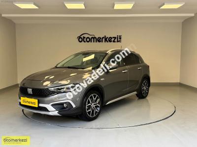 Fiat Egea Cross 2023 1.4 Fire Lounge