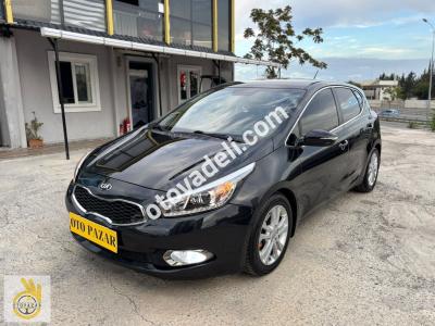 Kia Ceed 2012 1.6 CRDi Concept