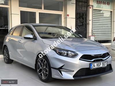 Kia Ceed 2023 1.5 T-GDI Elegance