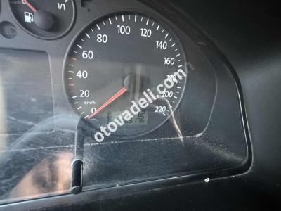 Volkswagen Caravelle 2009 1.9 TDI Trendline