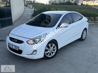 Hyundai Accent Blue 2016 1.6 CRDI Mode Plus