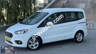 Ford Tourneo Courier 2020 1.5 TDCi Delux