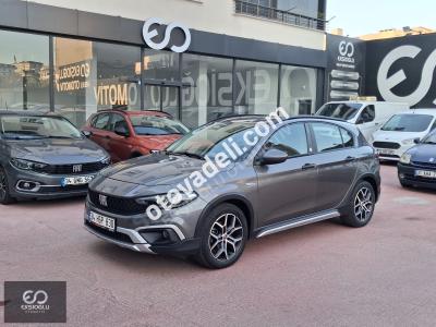 Fiat Egea Cross 2023 1.4 Fire Urban