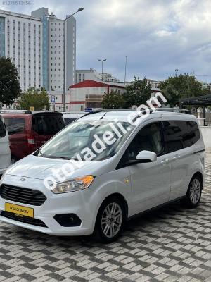 Ford Tourneo Courier 2018 1.5 TDCi Titanium