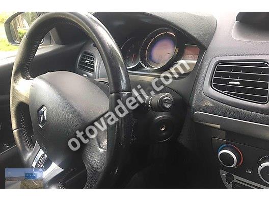 Renault - Fluence - 1.5 dCi - Touch