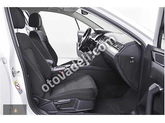 Volkswagen - Passat - 1.6 TDI BlueMotion - Comfortline