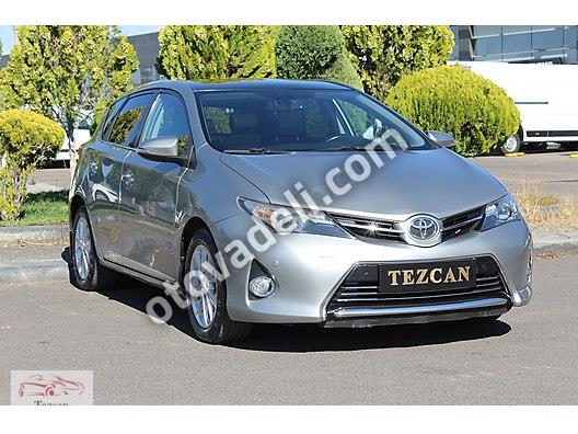 Toyota - Auris - 1.6 - Premium
