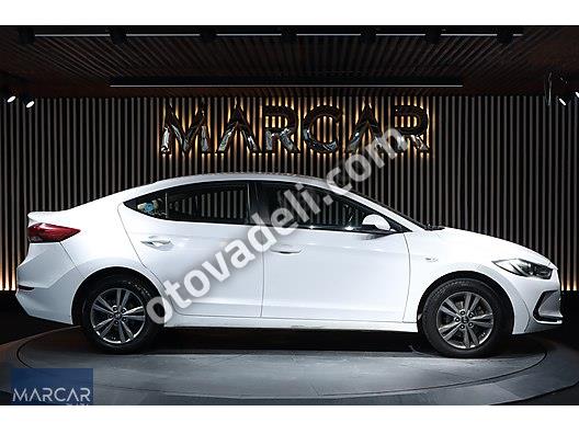 Hyundai - Elantra - 1.6 CRDi -