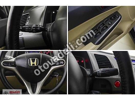 Honda - Civic - 1.6i VTEC - Elegance